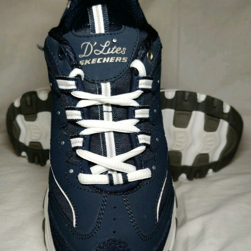 Skechers D’Lites 11936 Women’s Athletic Low Top Sh